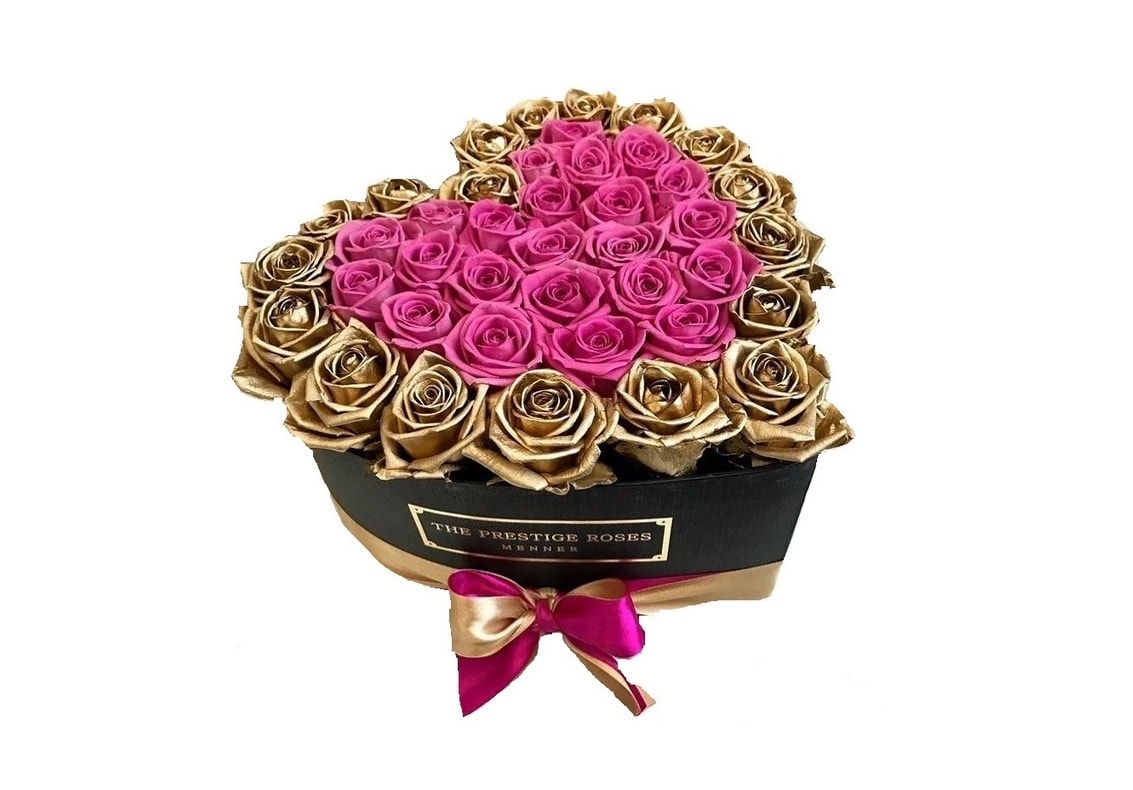 Aranjament Floral Cutie Inima cu Trandafiri de Sapun pentru Aniversare