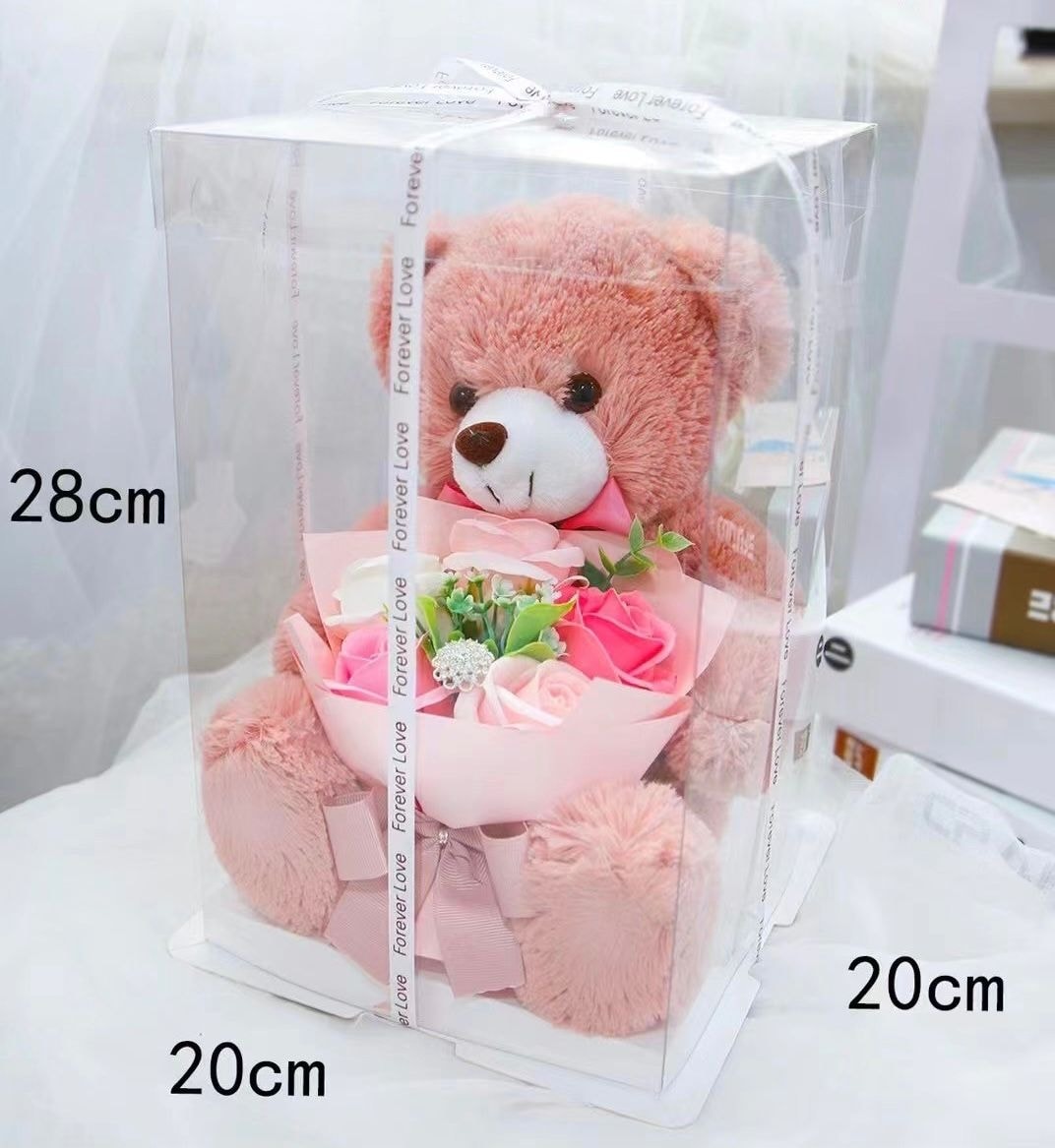 Ursulet Plush cu Buchet de Trandafiri Parfumati din Sapun