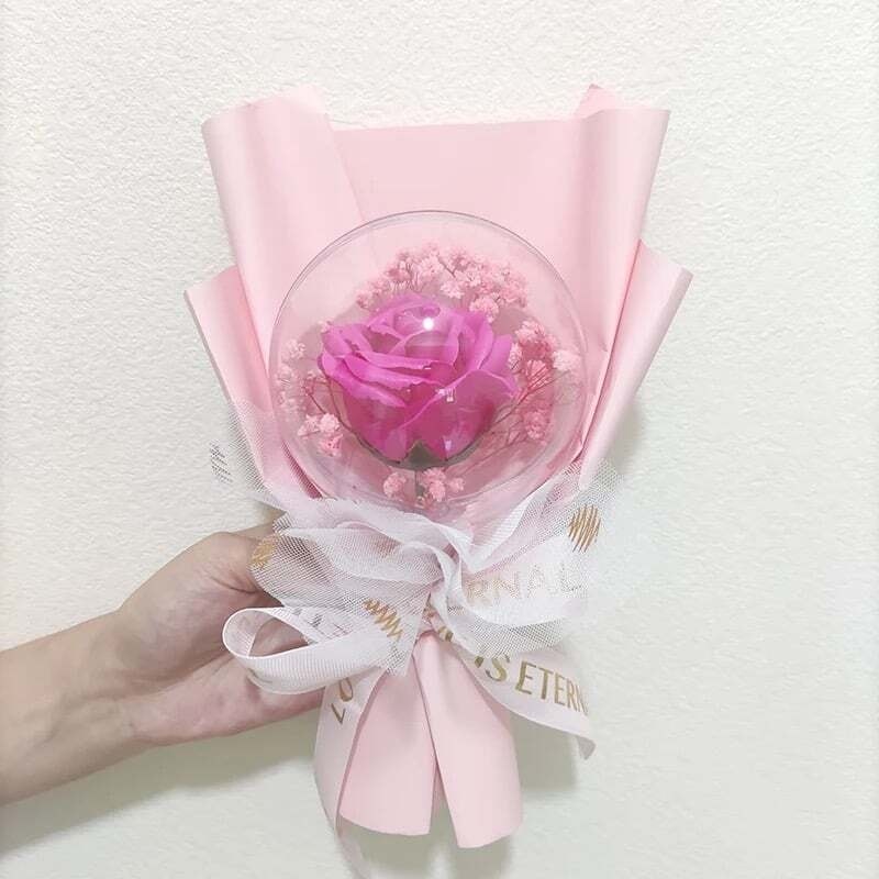 Aranjament Floral Cadou Valentines Day, 37x24x14 cm, Roz