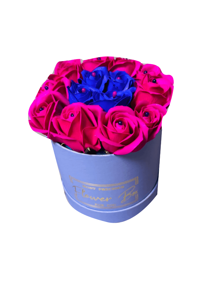 15 trandafiri fuxia cu mov in cutie rotunda