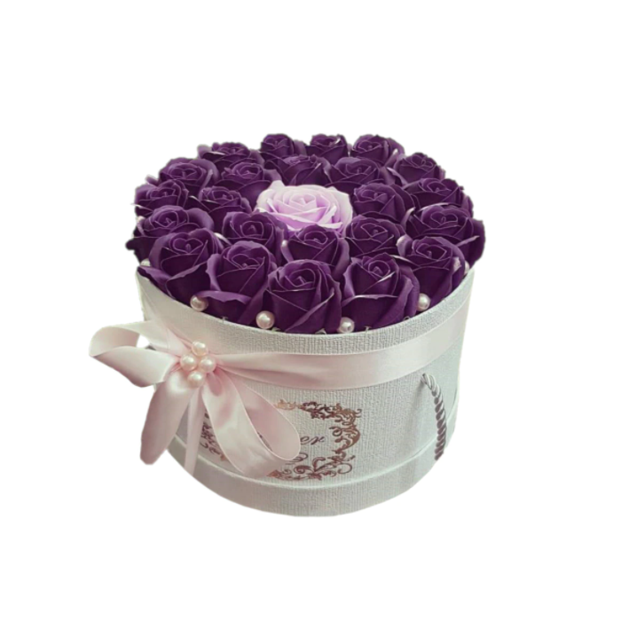 Aranjament floral, Danimar, in cutie rotunda, din flori de sapun cu perle, mov