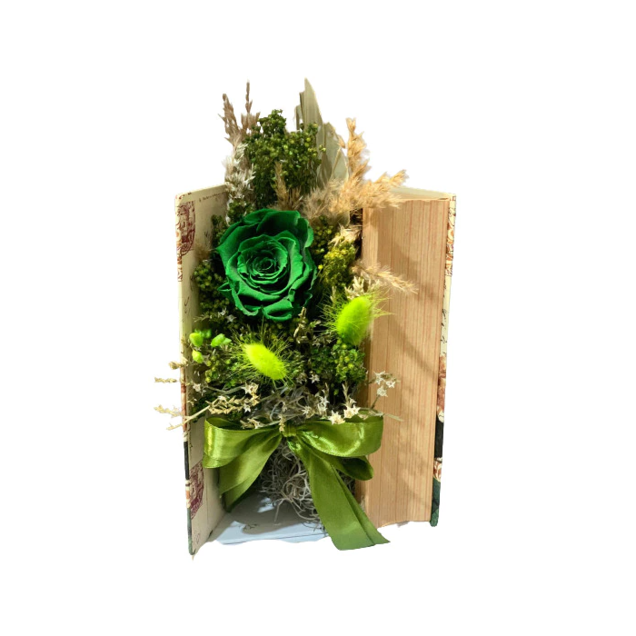 Aranjament floral cu trandafir criogenat verde si flori stabilizate sub forma de carte
