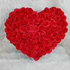 Aranjament floral inima cu 31, 45, 55, 79 trandafiri parfumati de sapun rosii
