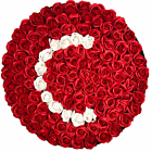 Aranjament Floral Personalizat cu Litera C in Cutie Rotunda Neagra cu 101 Trandafiri de Sapun